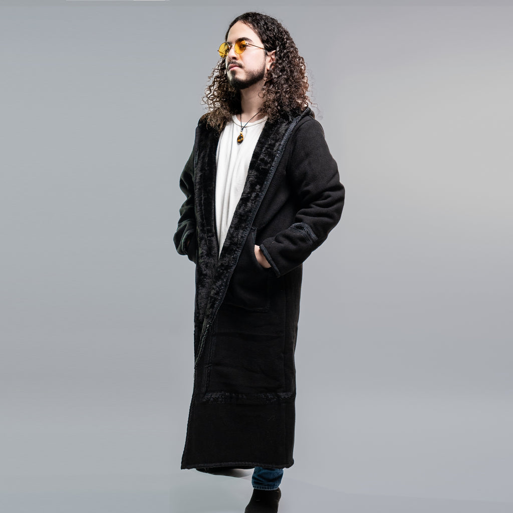 The Hooded Farwa (Black) — Wearable Blanket